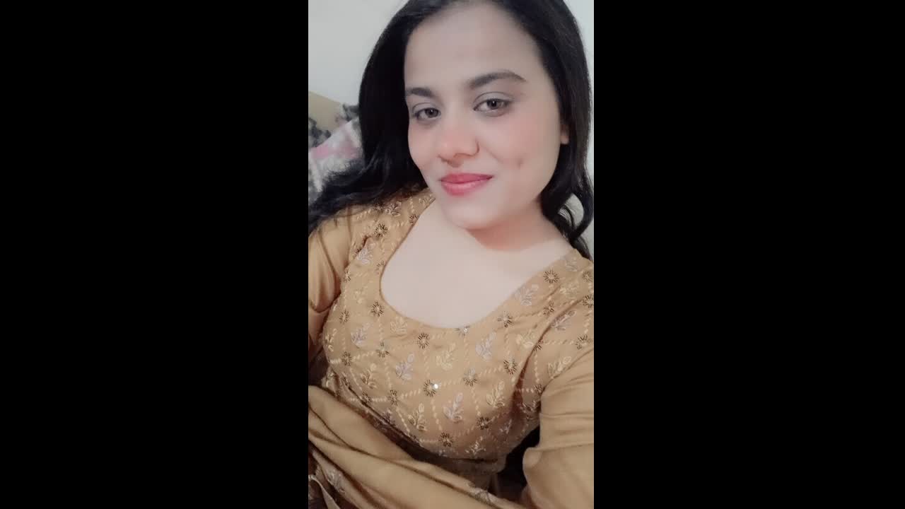 Beautiful suit maal