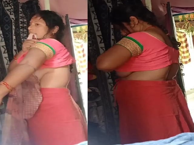Bhabhi wearing blouse after bathing viral vlip