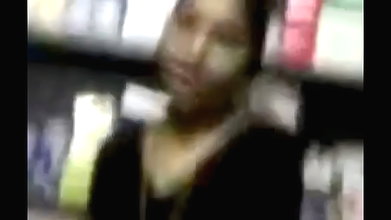 Aunty removes her black saree and performs a blowjob