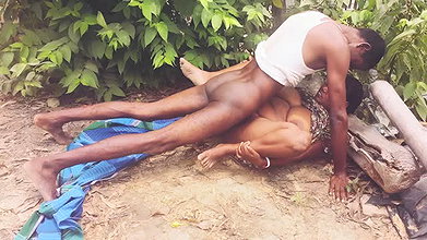 Village Desi Bhabhi Ki Outdoor Chudai Ki Big Ass Sex MMS